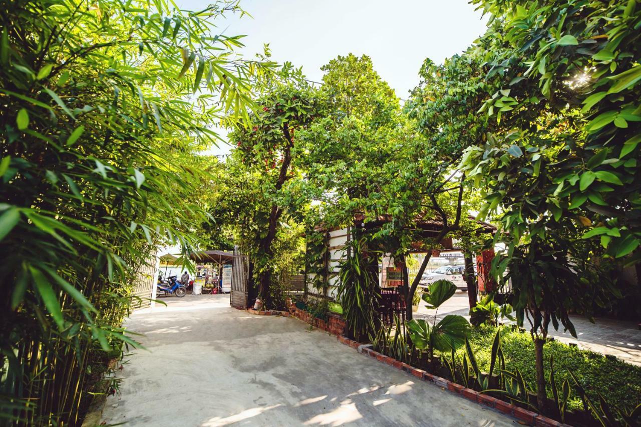 Riverside Plum Garden Homestay Hoi An Eksteriør billede